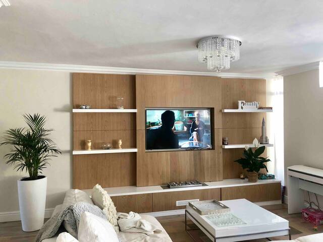 Cosy apartment in Camps Bay gallery image 2