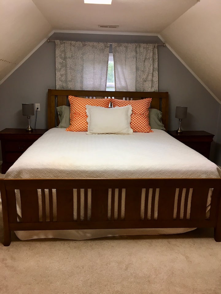 楼上加大双人床客房