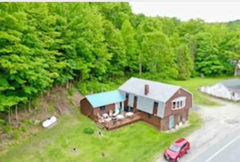 Lake Willoughby Vacation Rentals & Homes - Westmore, VT | Airbnb