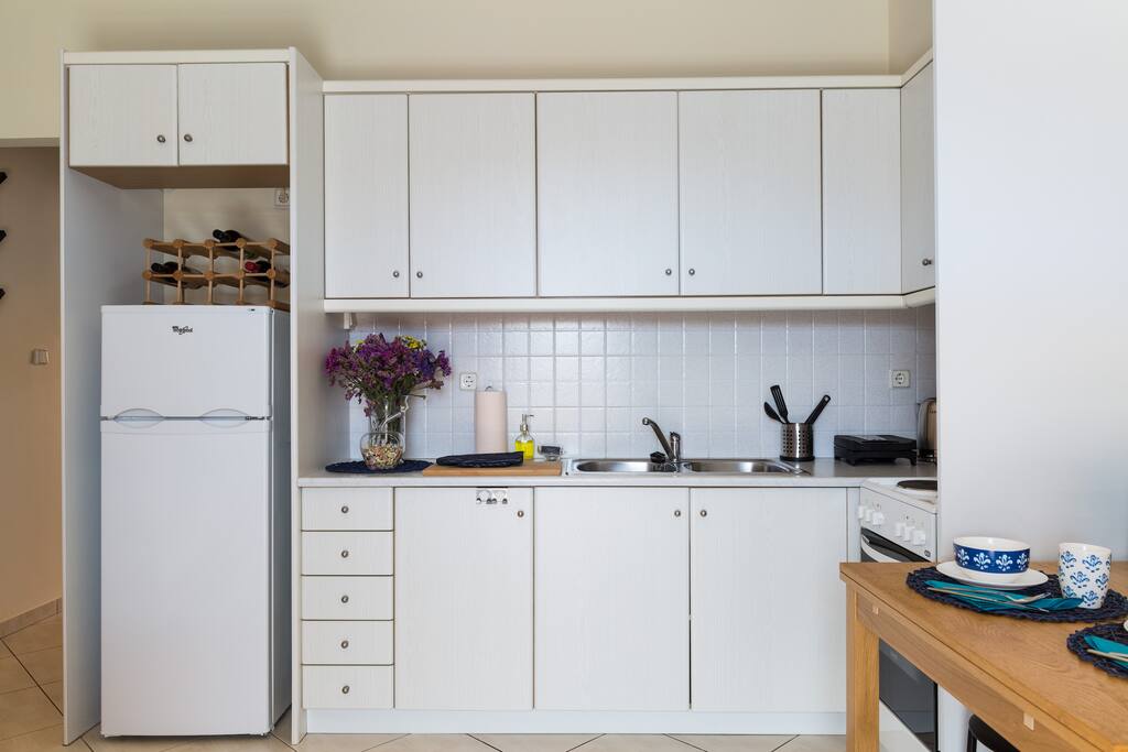 Kitchen - You can try recipies with ingriedients from the Athens local market.
