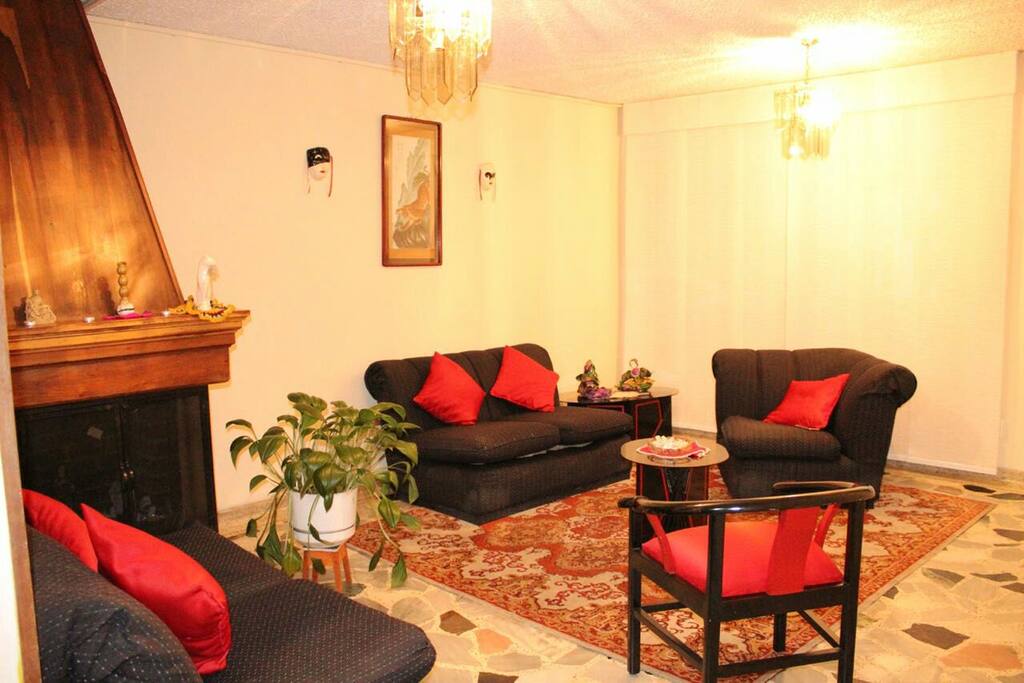 Pueden hacer uso de la sala principal