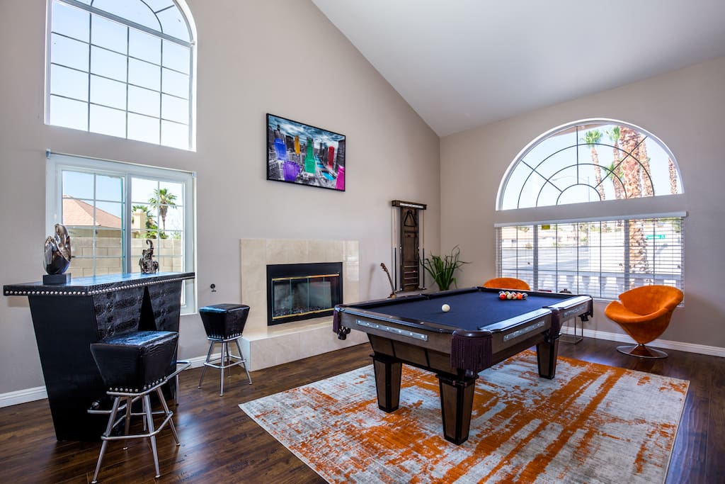 Front Game Room with Pool Table and Bar