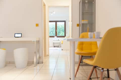 The yellow apartment
