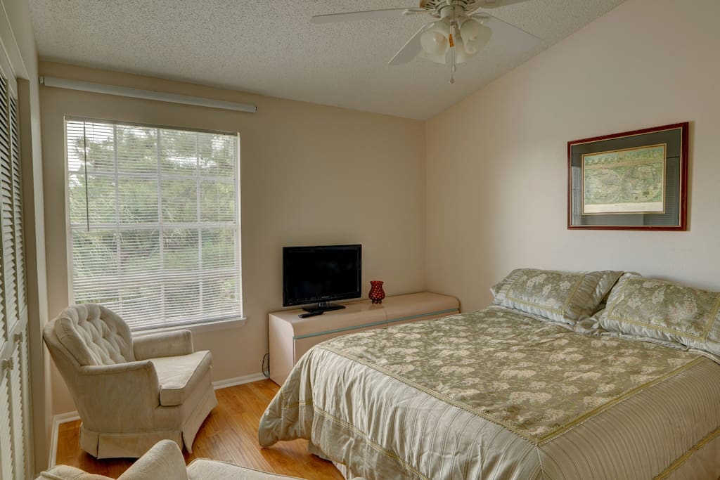 Bedroom 1 with queen bed
