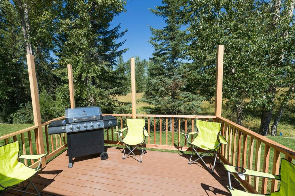 New deck to enjoy peaceful views