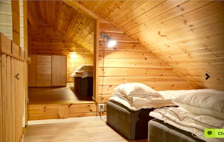 Roshani yenye kitanda cha mtu mmoja mara 3