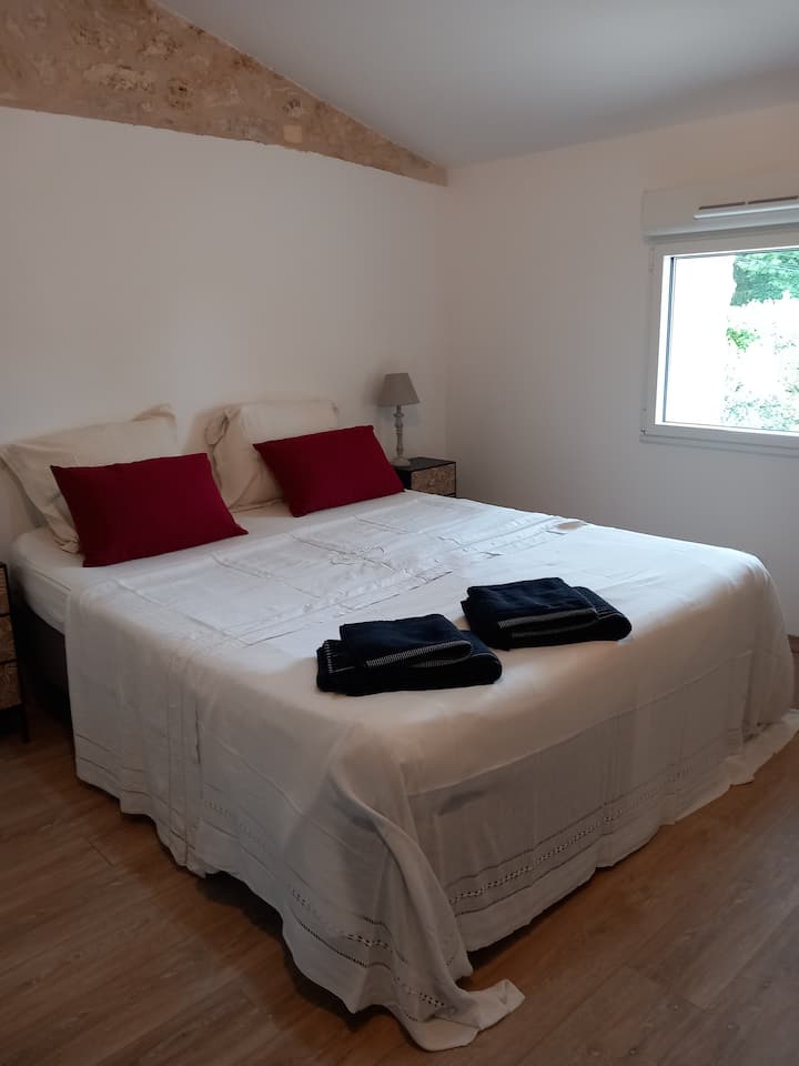 Chambre 1 à l'étage