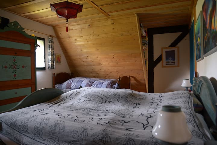 Dhomë gjumi familjare 2 detaje