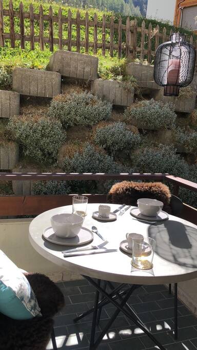 Essen geniessen in der Sonne