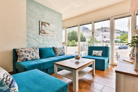 Top performing Airbnb: Brzać 17 apartment Sutomore - 80m from the beach in Sutomore