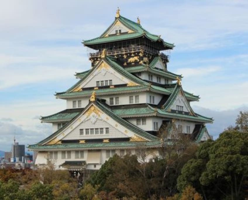 Good for cherry cherry blossom season; Near Osaka Castle by JR (Only 2 minute, 1 station)