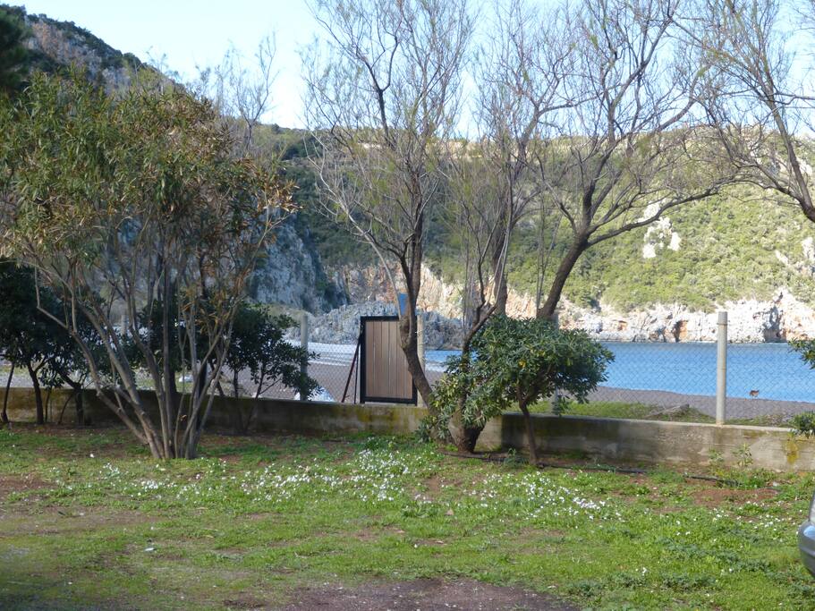 Sea front Eco cottage