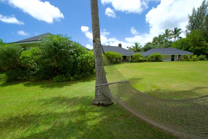 Laie Beachside Estate gallery image 2