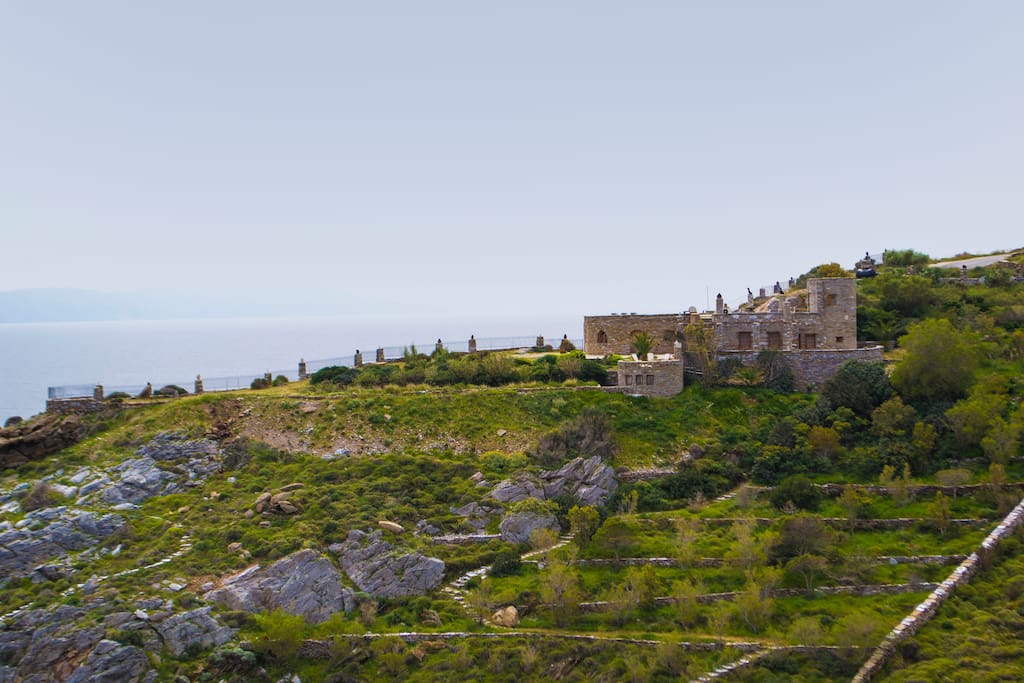 The villa, the wind mill and its surroundings