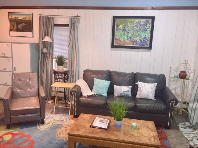 Private Studio In Private Home Official Riverdale New York Ny Usa 1 Bedroom 1 Bathroom