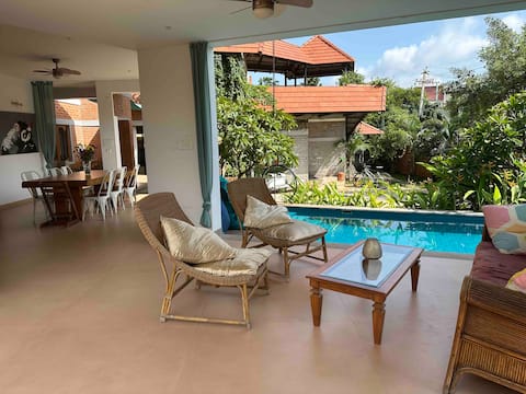 2BR Pool Villa: Family-Friendly Retreat
