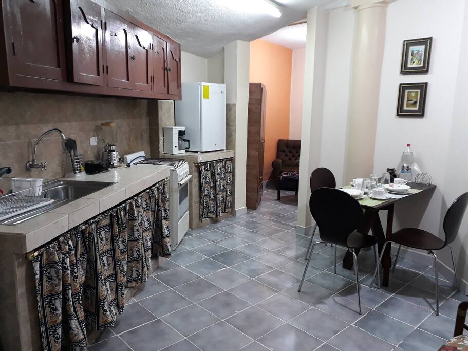 Cocina y comedor