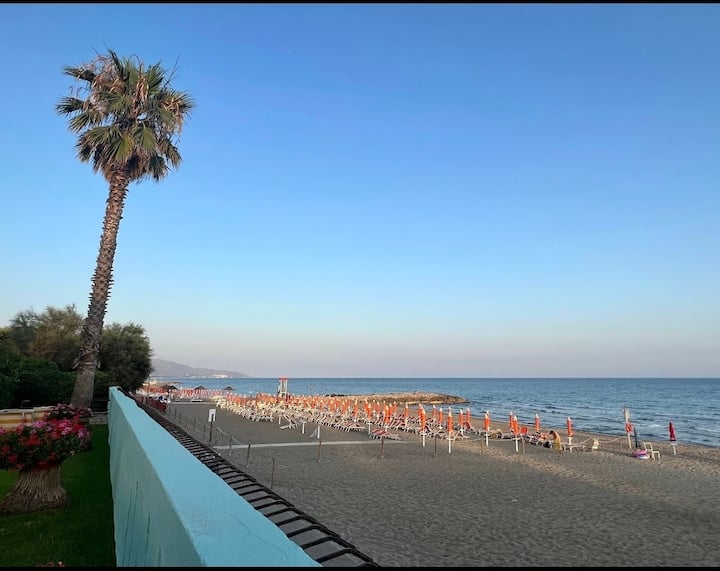 Villa Carlotta. Beautiful beachside villa.
