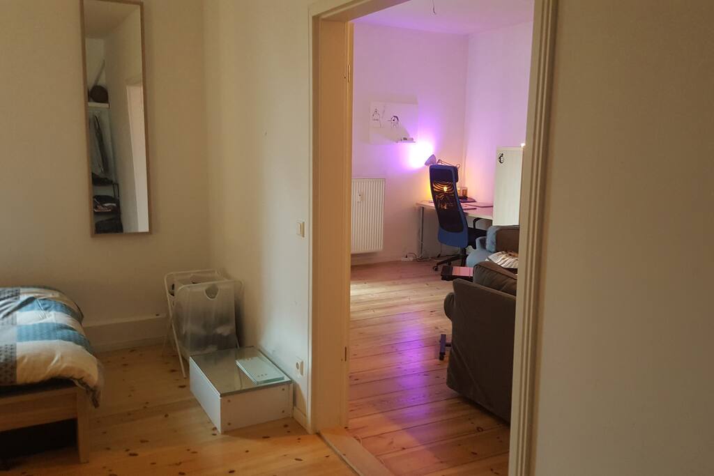 Bedroom/Living Room