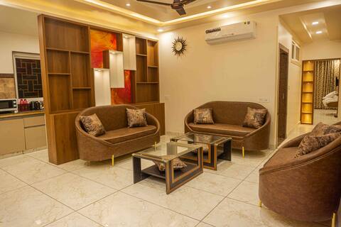 Moin Mahal Residency