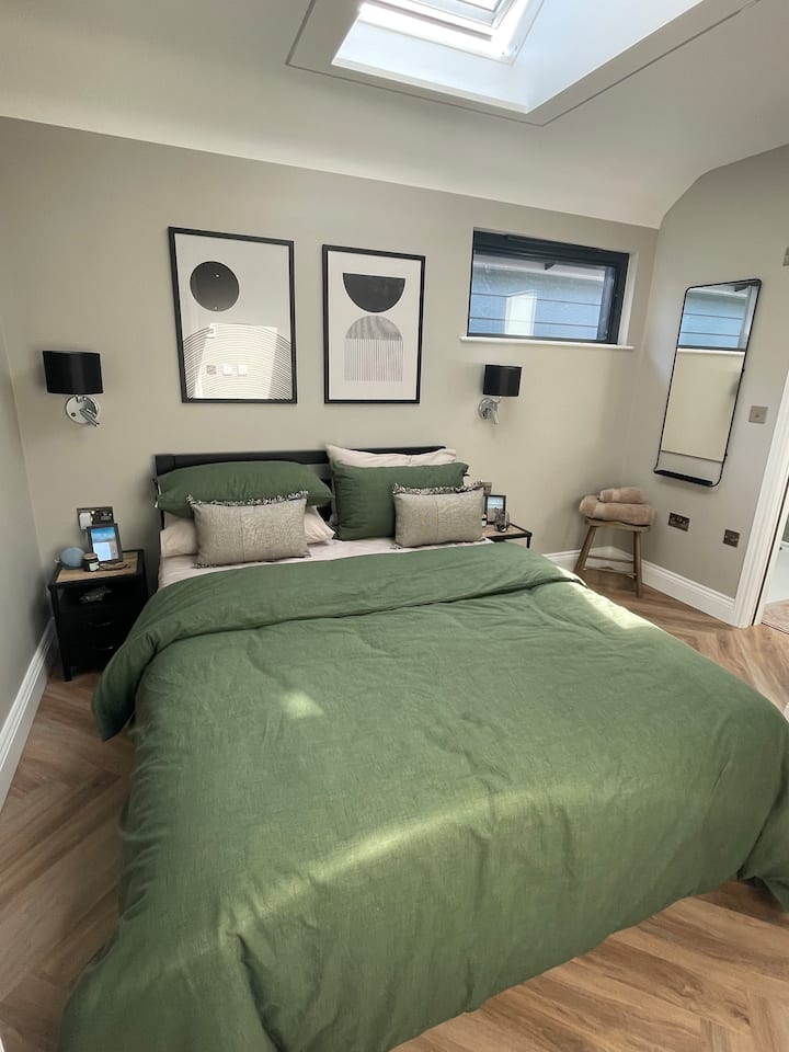 Dhoma e gjumit Dy - Krevat dopio "king size"