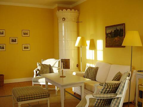 The Mansion - Left Side Wing Apartment II
