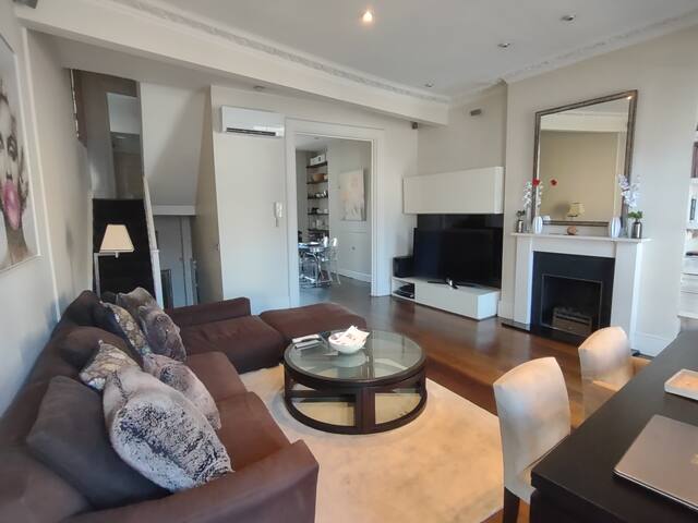 Luxury 1600sqft 3bds house Knightsbridge with A/C gallery image 3