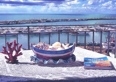 Annuncio Airbnb popolare: Ulisse, Charming house. Sicilian hospitality. a Agrigento