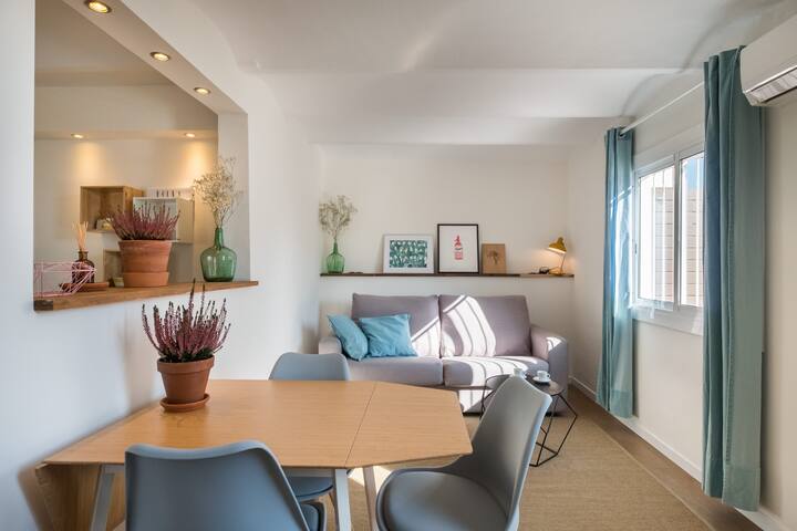 Apartamento Atico con Terraza Violeta Boutique gallery image 3