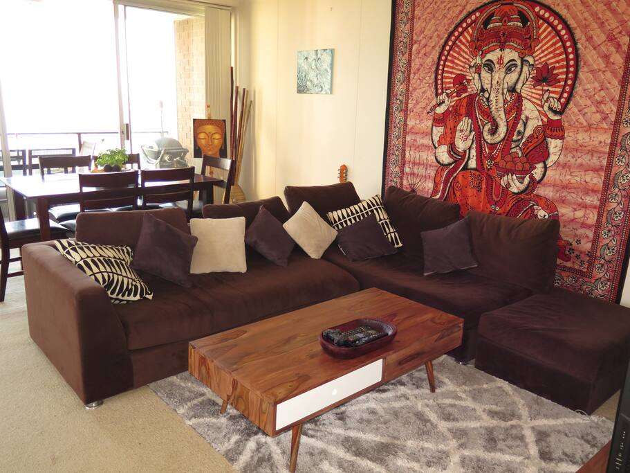 Bight comfortable lounge room.