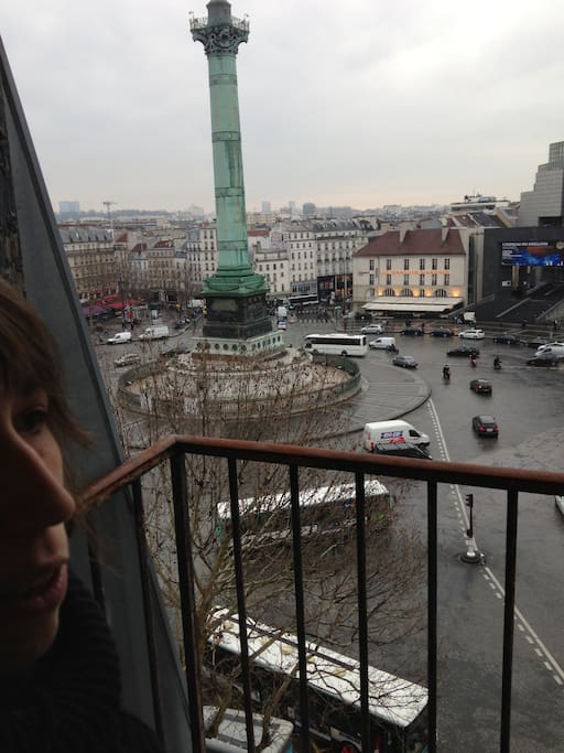 livingroom view on Bastille place