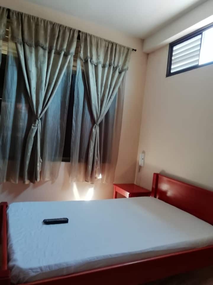 საძინებელი 1