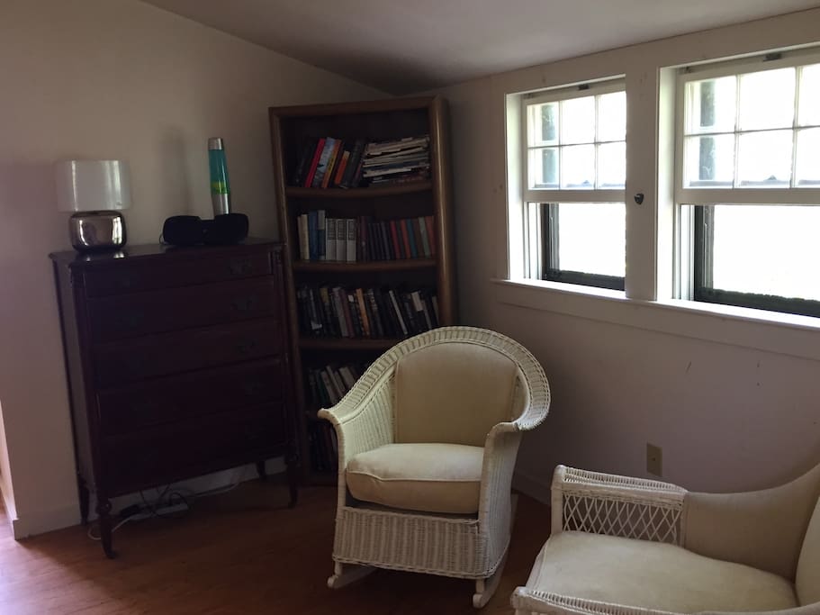 Sitting Area