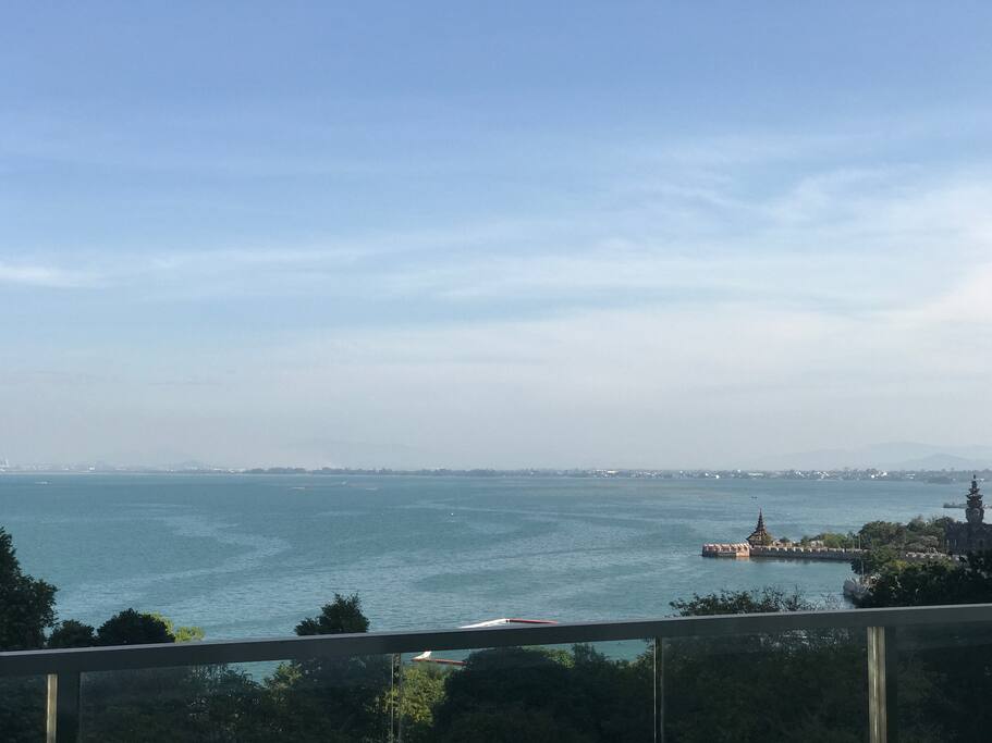 Sea view & temple view from room