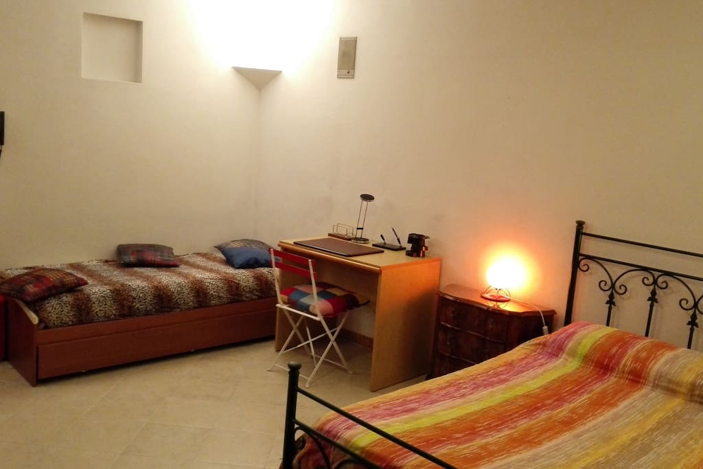 N.2 letti aggiuntivi / n.2 extra beds (single)