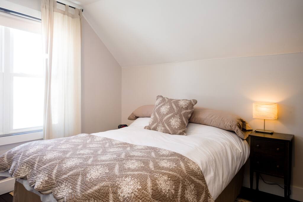 Queen Bed