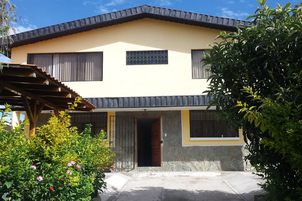 Une maison de deux étages à votre disposition