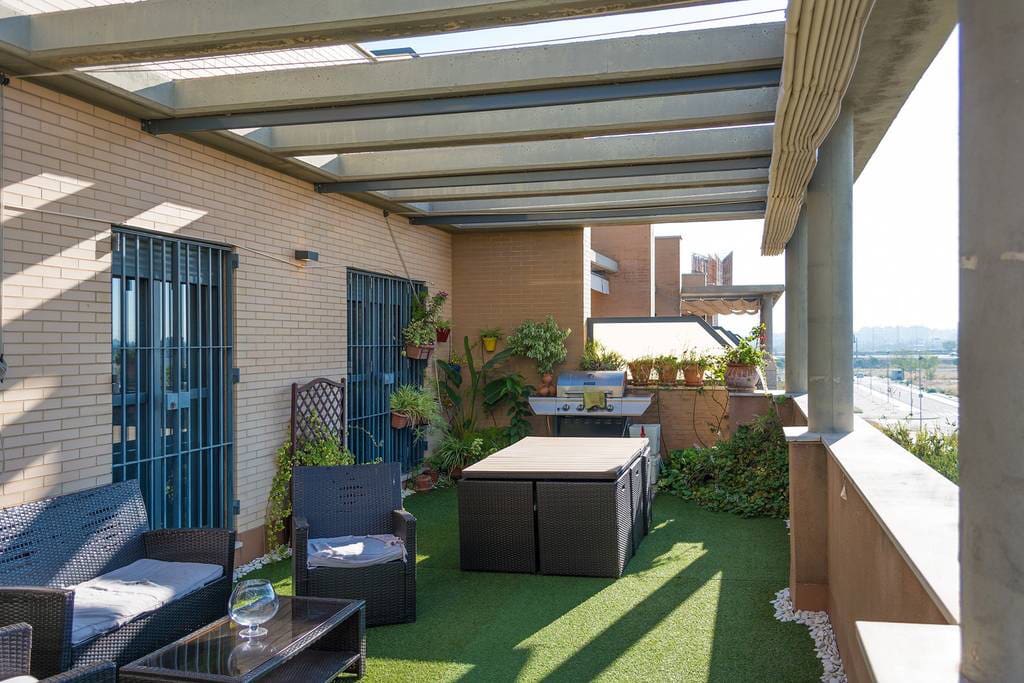 Terraza con barbacoa