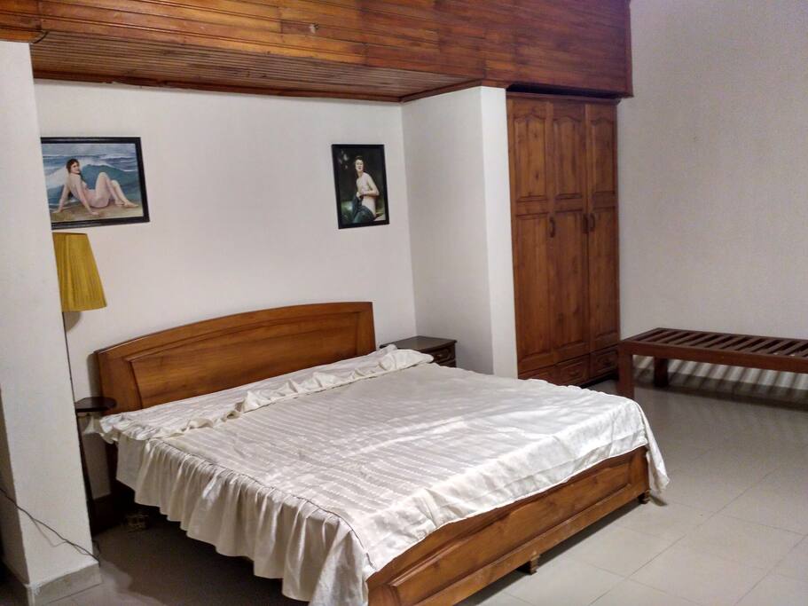 master bed room