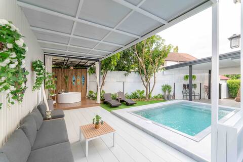 Modern Space - 8 min to Old City