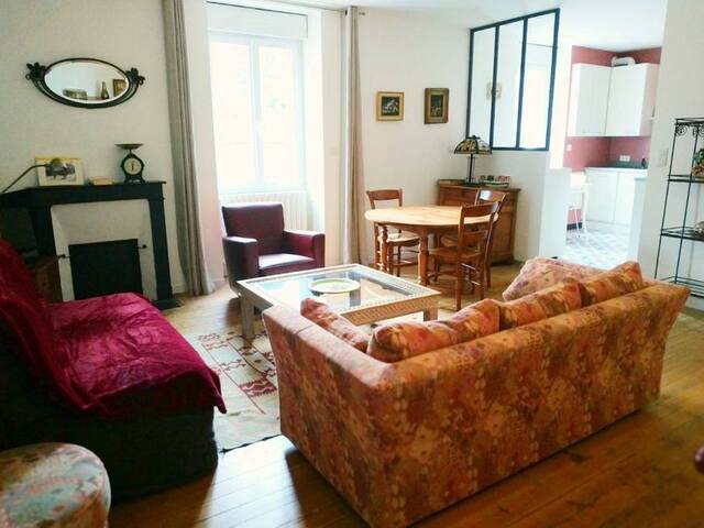 Airbnb Nantes Vacation Rentals Places To Stay Pays De La