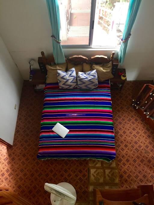 Your cama (bed)!