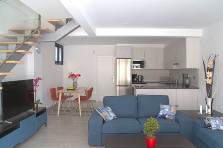 Idaira II neue geräumige Wohnung und Garage