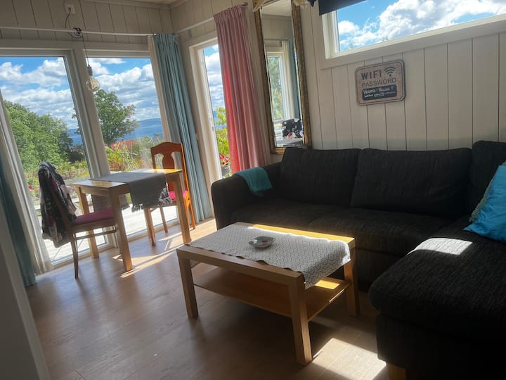 Stuga Med Fantastisk Vätterutsikt - Habo