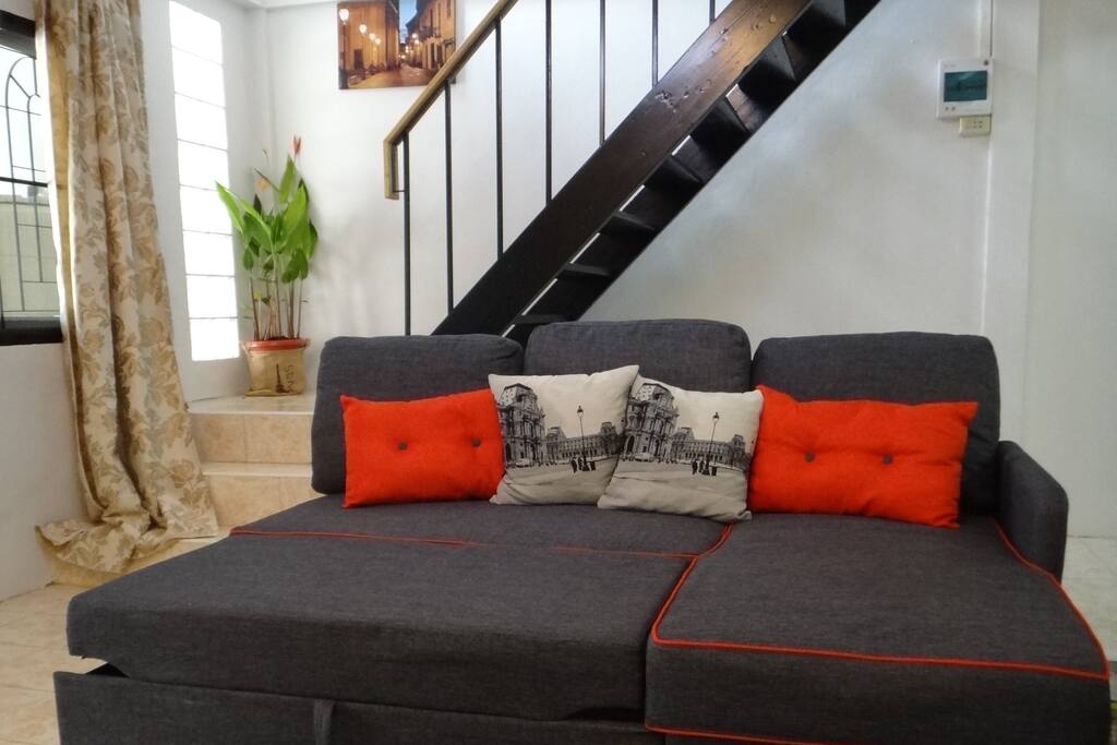 Sansuk House is where you can find the true happiness.
บ้านแสนสุข ที่ที่ทุกความสุขออกแบบได้ด้วยตัวคุณ