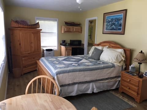 Top Airbnb: Private guest quarters on the American Narrows in Alexandria Bay