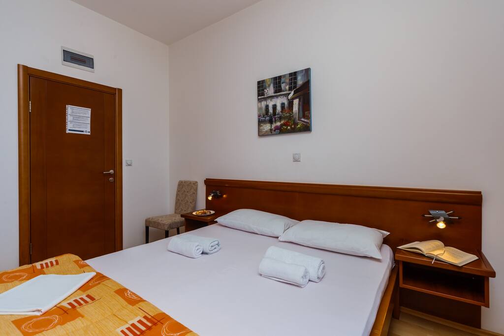 Double bed