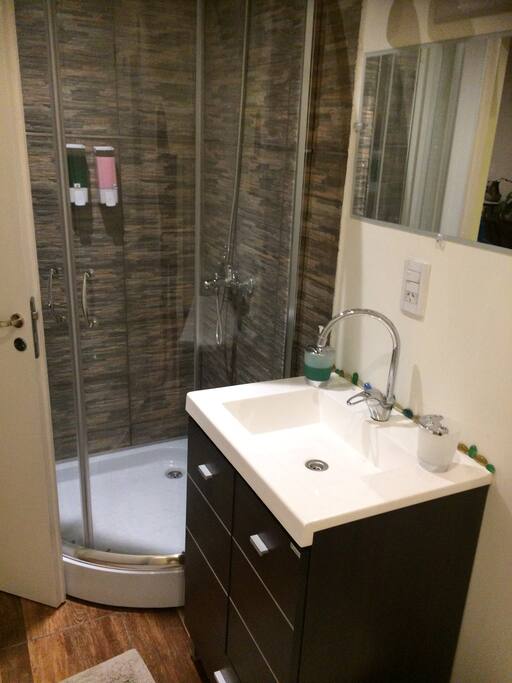 Baño completo con doble circulación