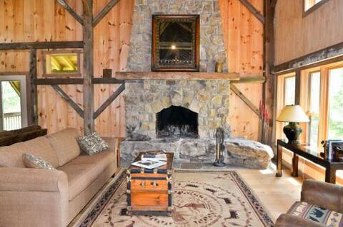 Grand Mountain Lodge - Beautiful, Must-See