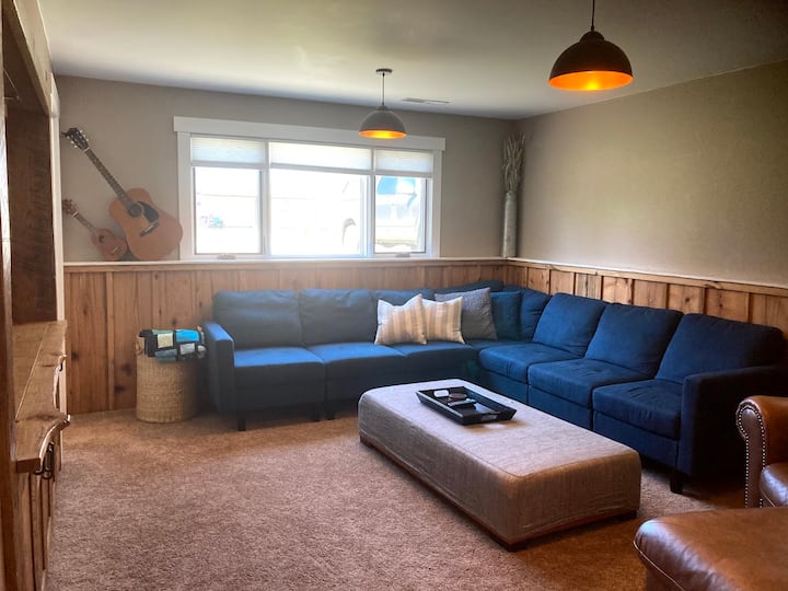 Rustic-chic And Cozy Home In Quiet Neighborhood - Bozeman, MT
